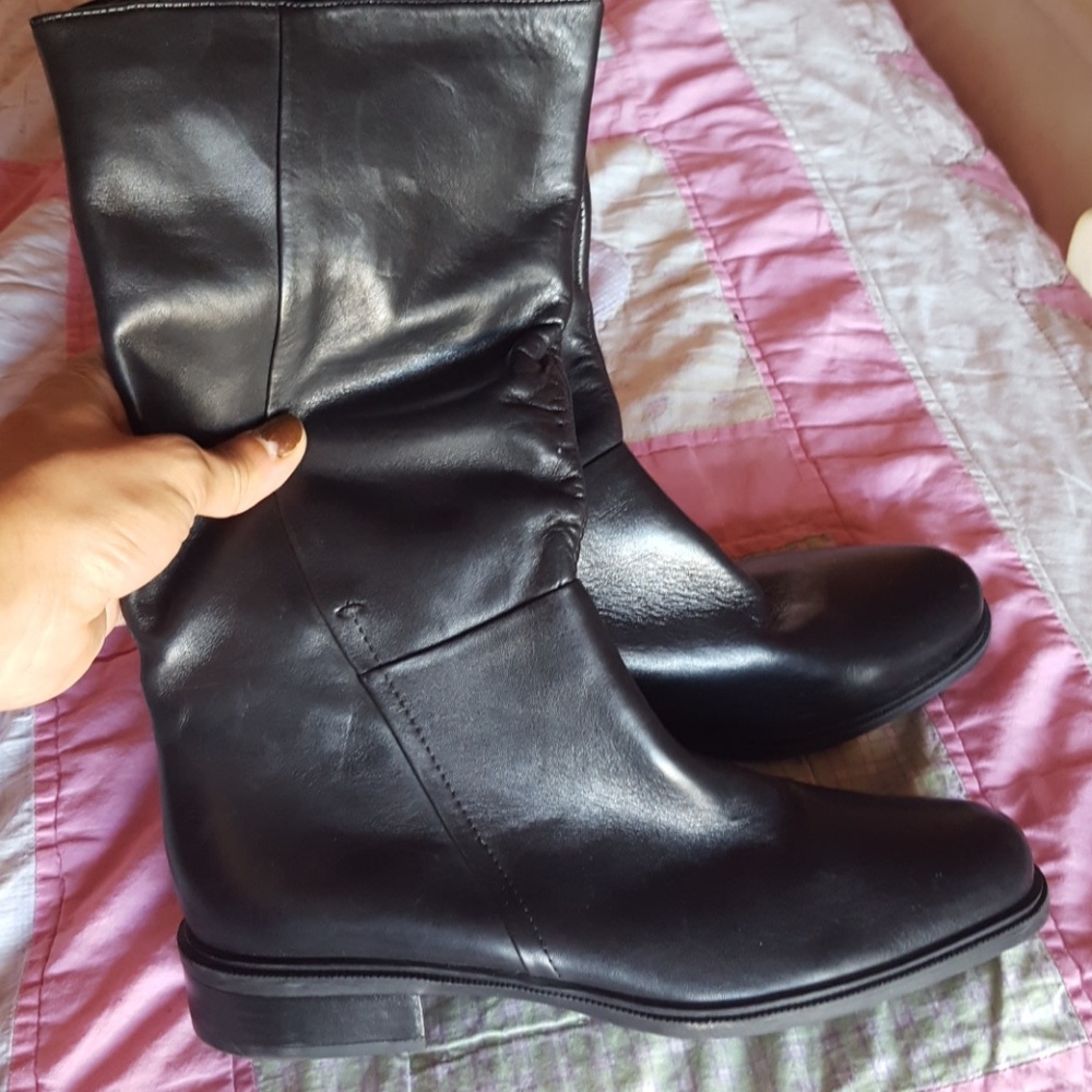 BRAND NEW LEATHER boots!!